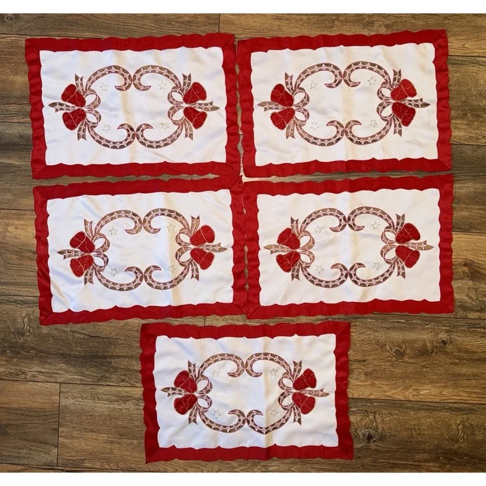 Vtg Christmas‎ Placemats 5 Red White Gold Embroidered Ribbons Bows Bells Holiday